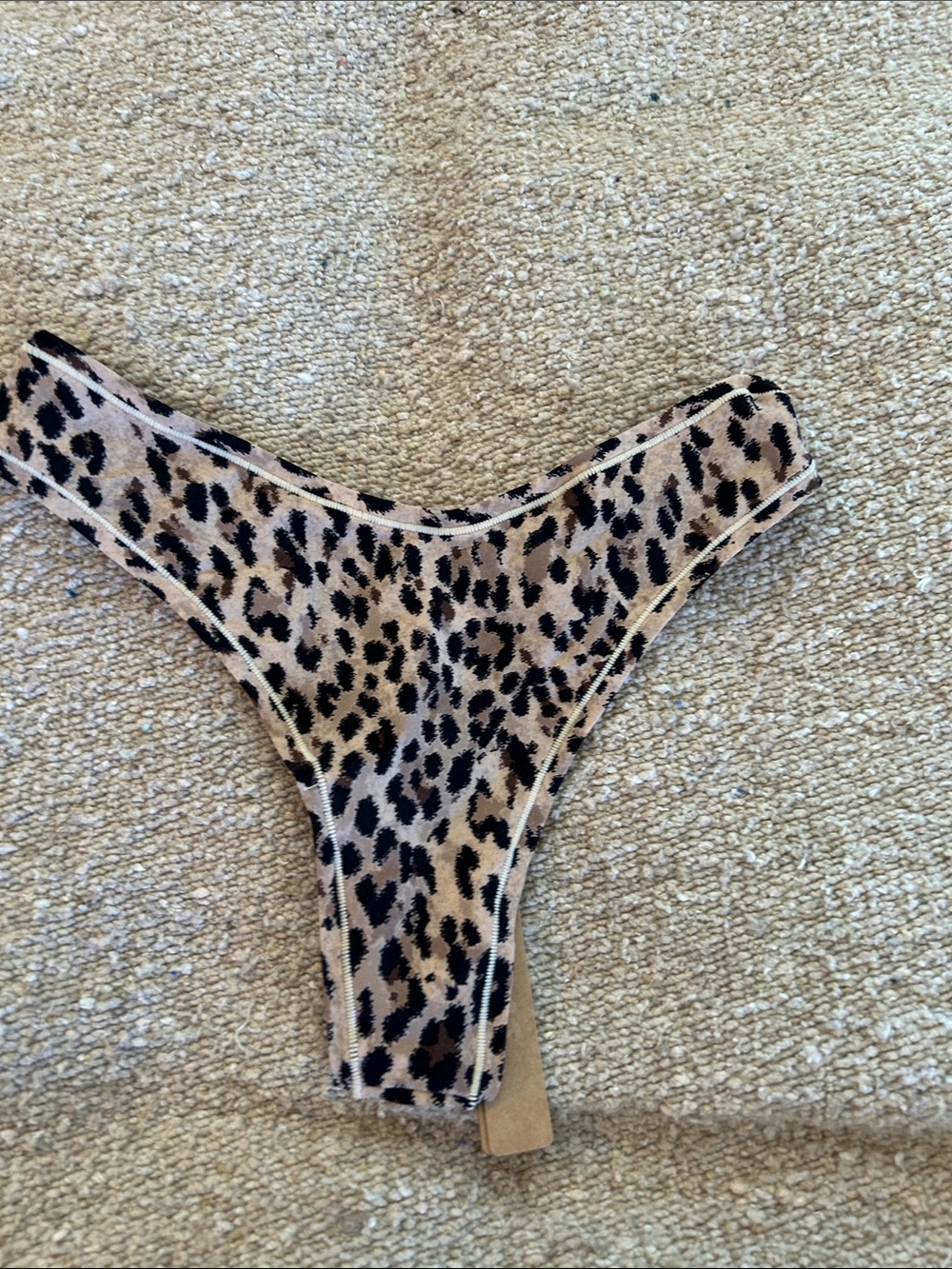 SKIMS Leopard Print - Tan/Black Fits Everybody Dipped Front Thong